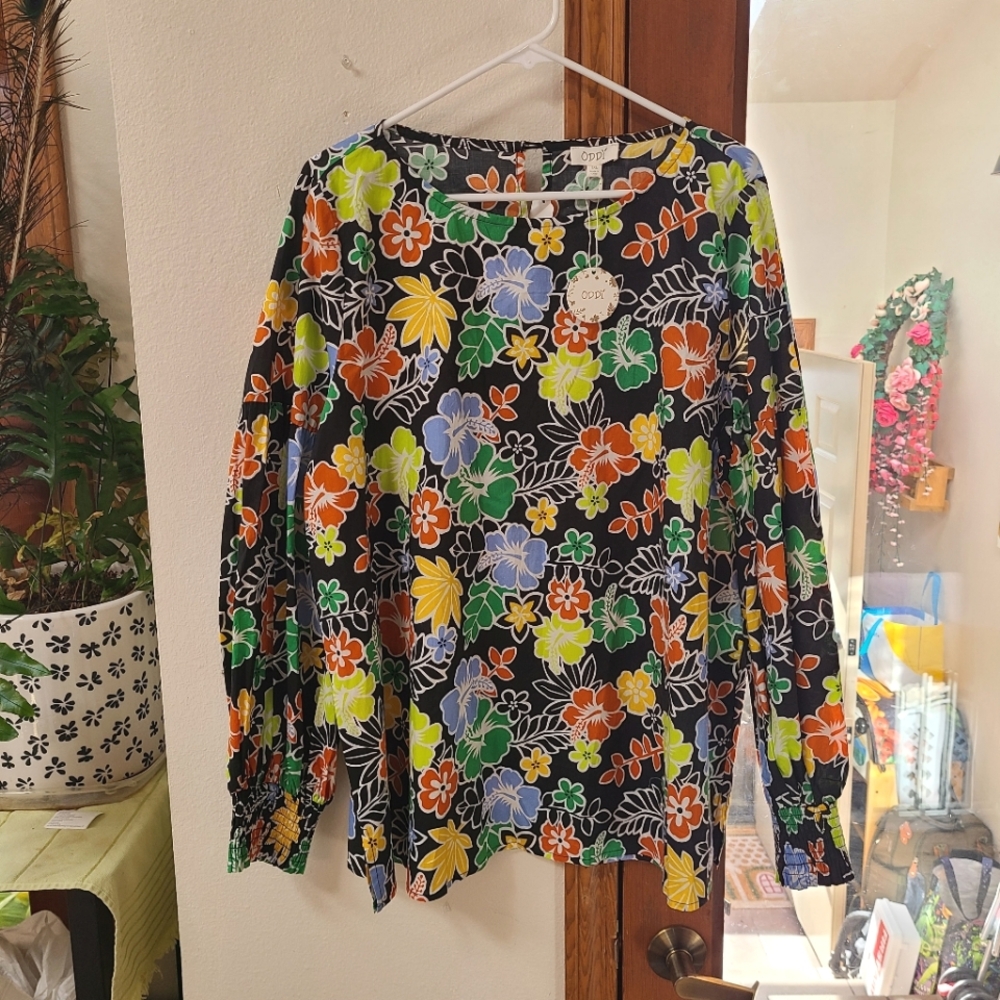 🆕️Colorful Floral Plus Size Long Sleeve Blouse Top Handmade Hawaiian Floral